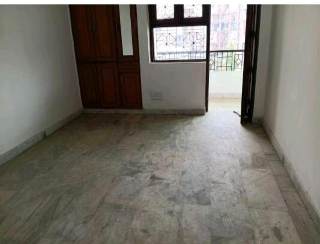3 BHK Apartment in Saheta apartment sector 4 dwarka delhi - View 2