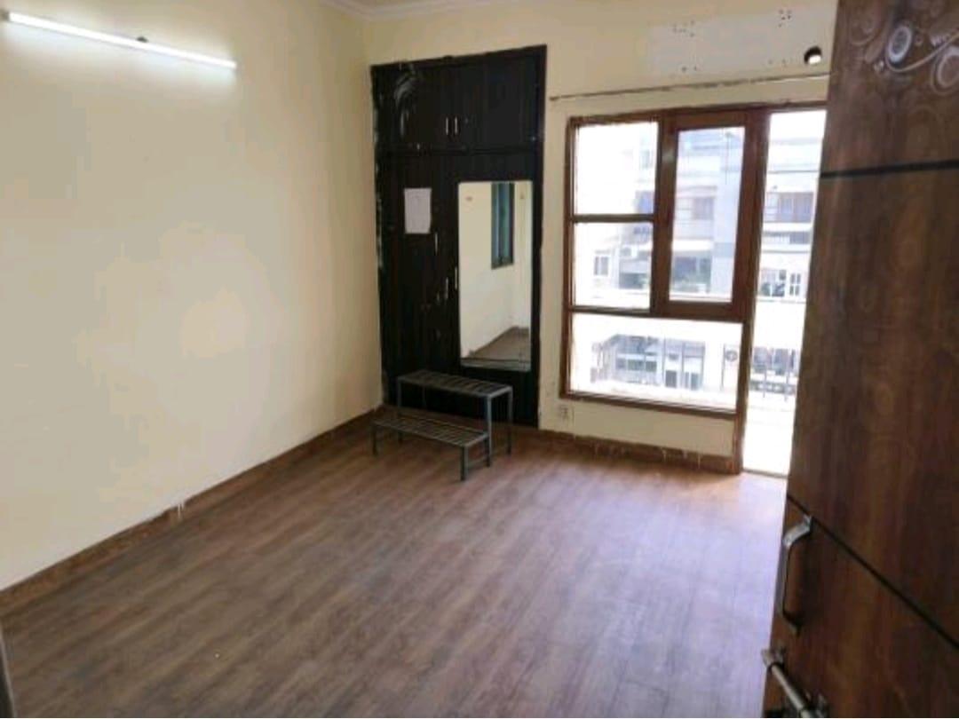 3 BHK Apartment in Himachal apartment sector 5 dwarka delhi