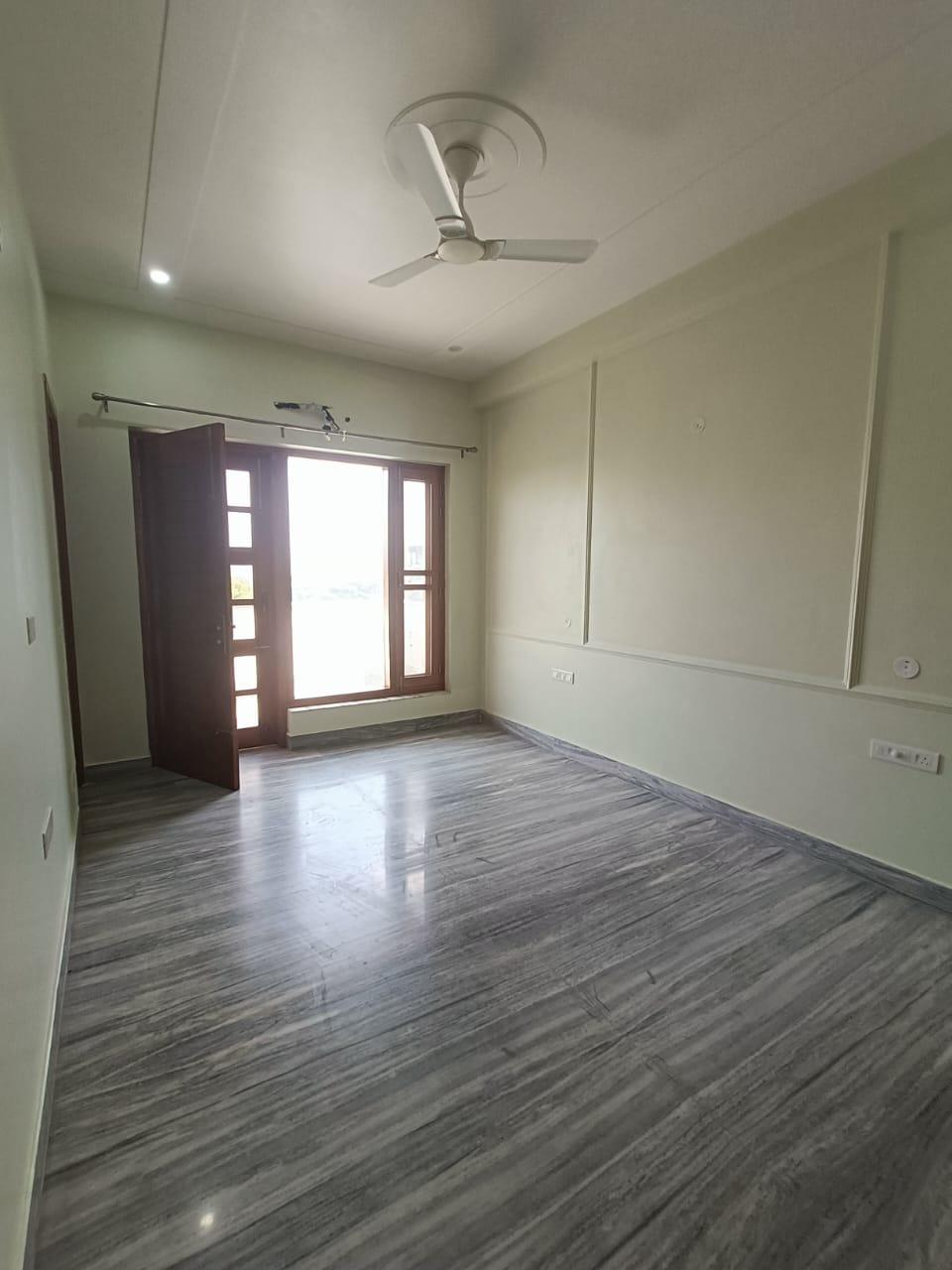 2 BHK Apartment in Bhoomi Simana parel, Mumbai photo 4