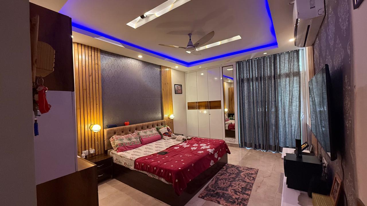 2 BHK Apartment in Bhoomi Simana parel, Mumbai - View 3