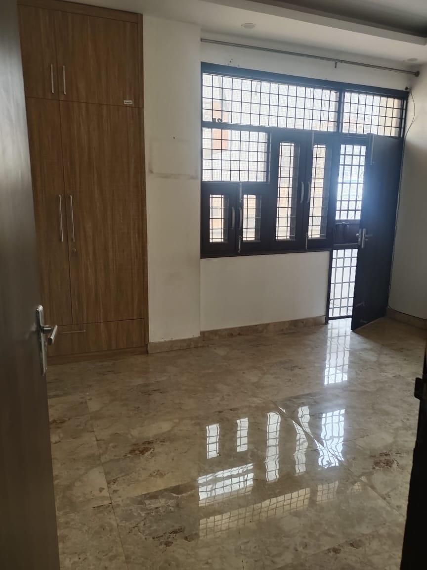 4 BHK Apartment in Bhoomi Simana parel, Mumbai photo 5