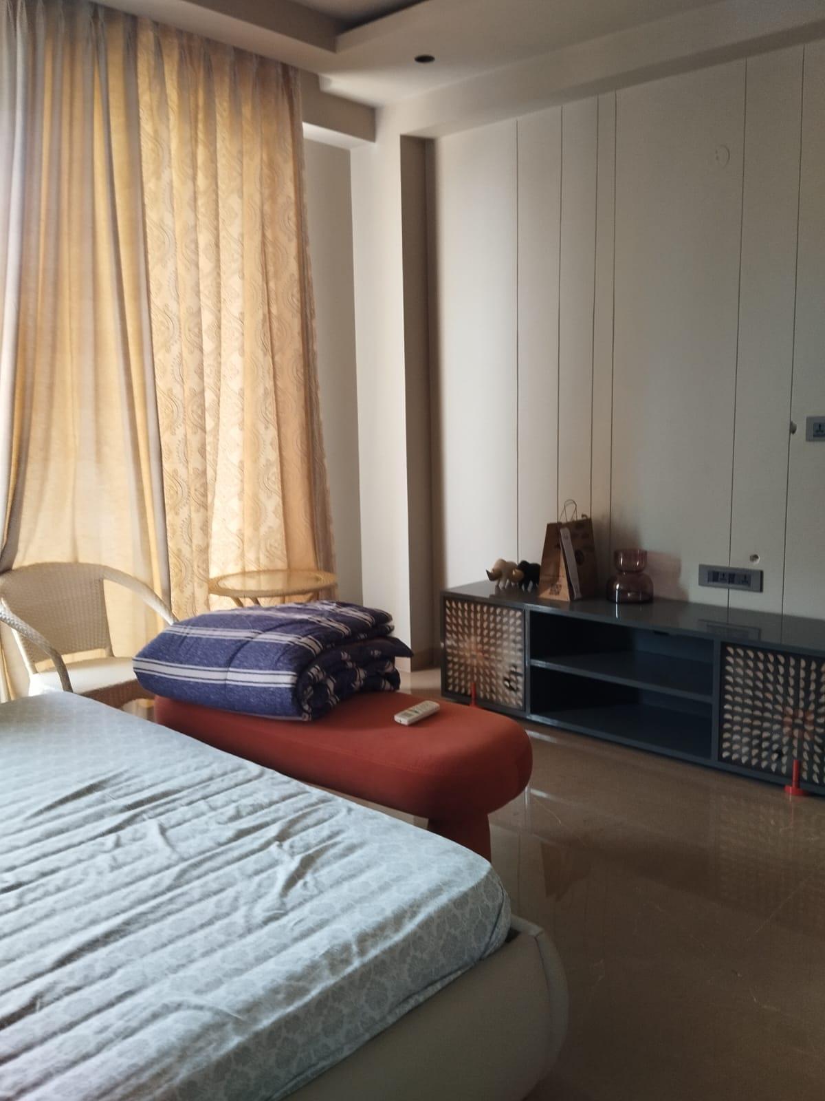 5 BHK Apartment in Bhoomi Simana parel, Mumbai photo 4