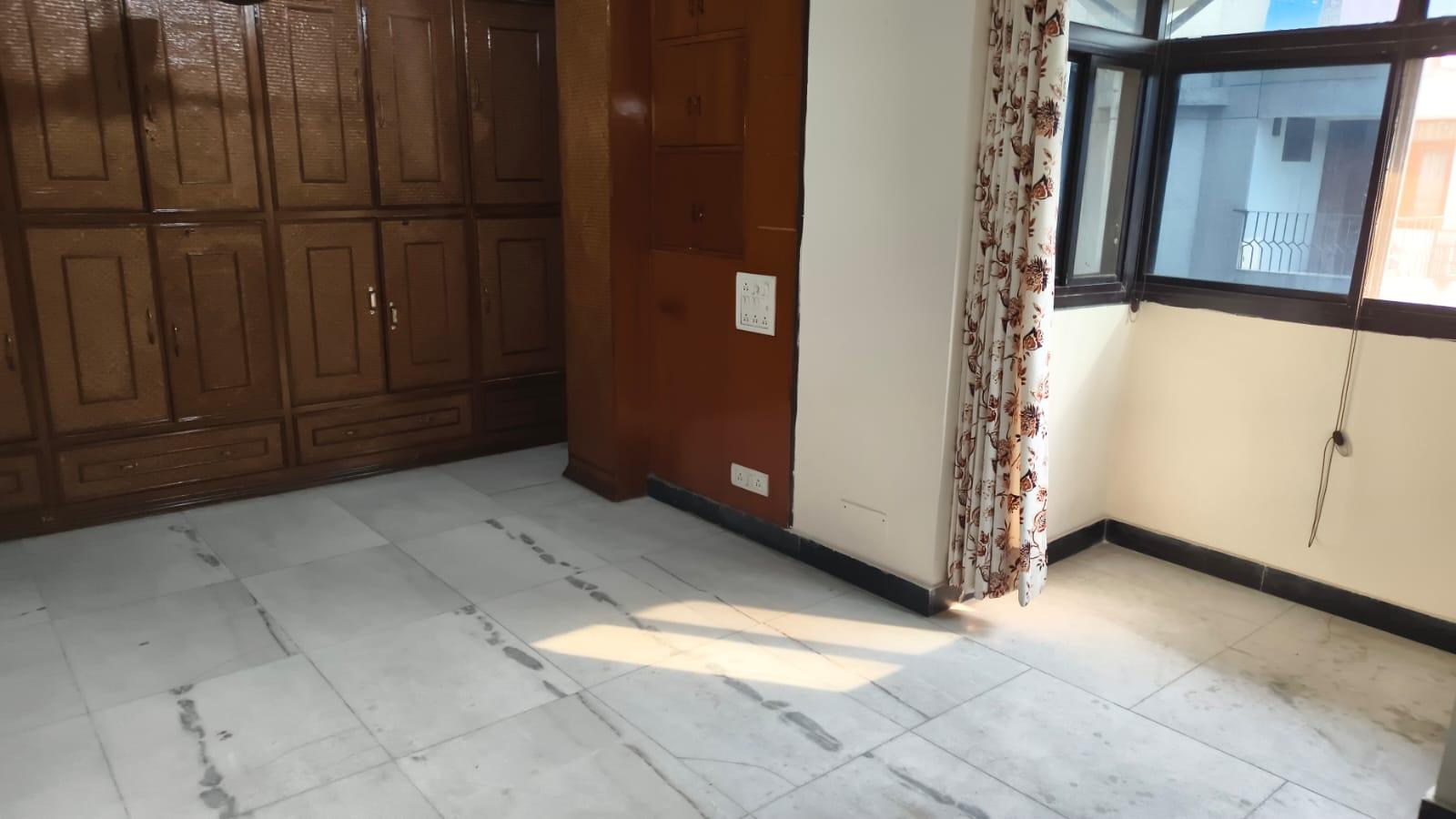 5 BHK Apartment in Bhoomi Simana parel, Mumbai photo 6