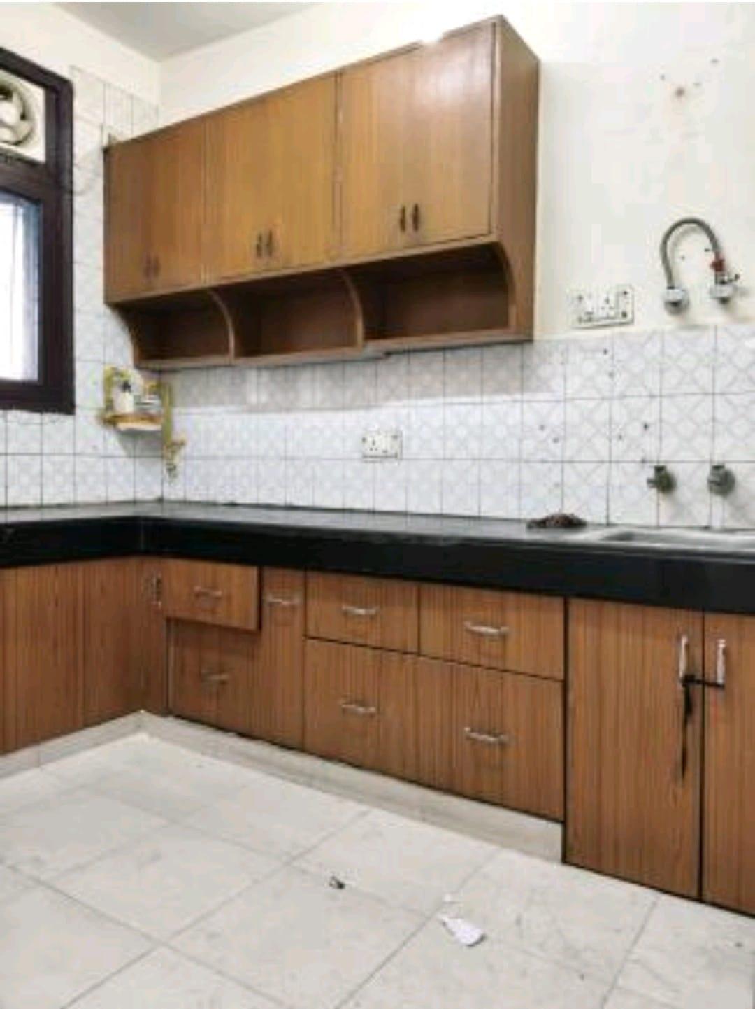 3 BHK Apartment in Vivekanand apartment sector 5 dwarka delhi - View 2