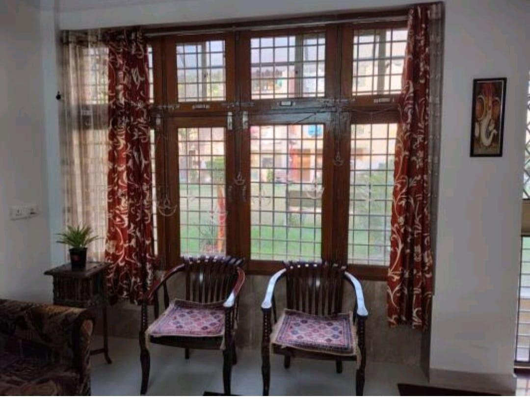 4 BHK Apartment in New priyadarshini apartment sector 5 dwarka delhi - View 2