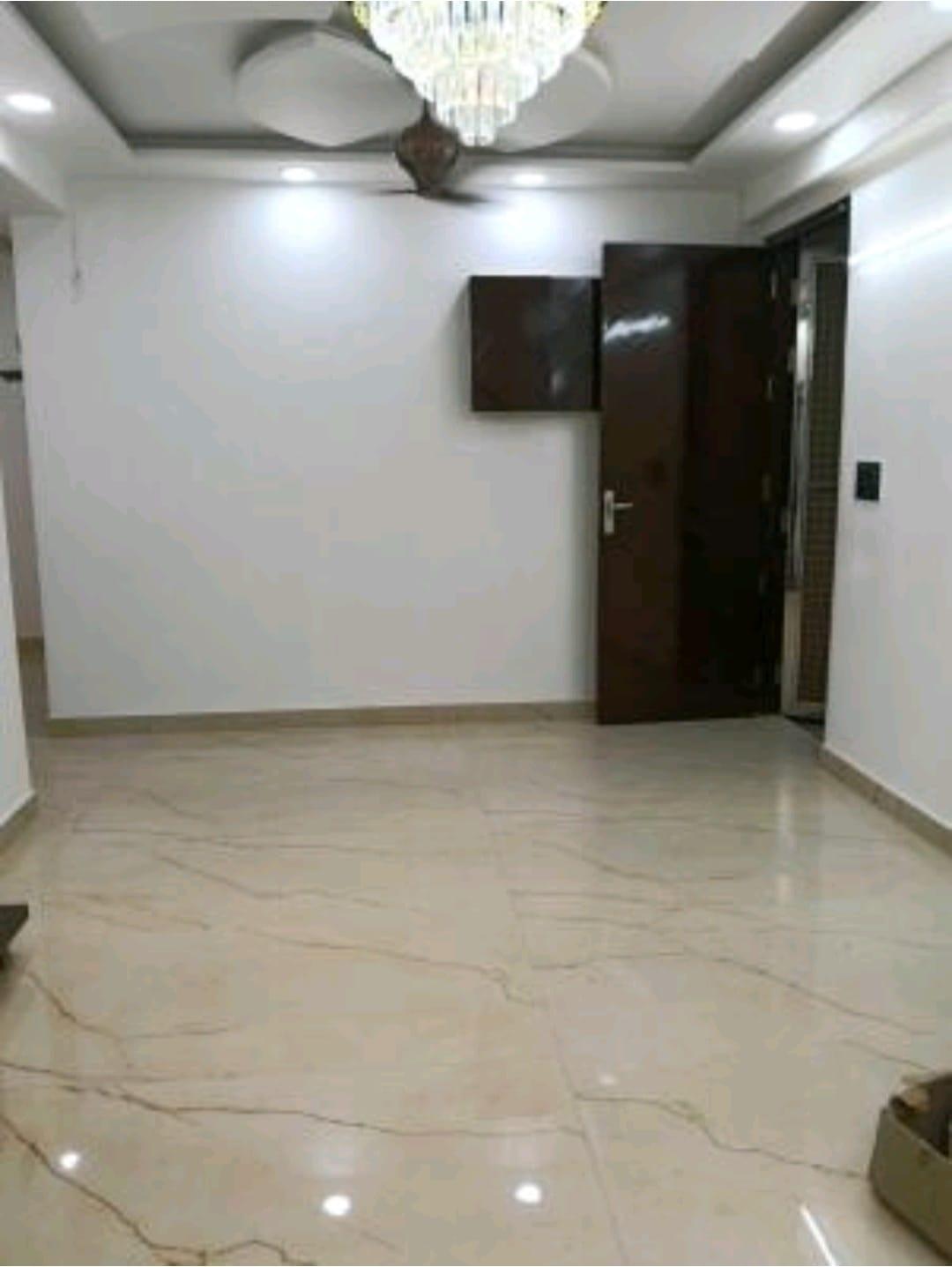 4 BHK Apartment in Guru apartment sector 6 dwarka delhi - View 2