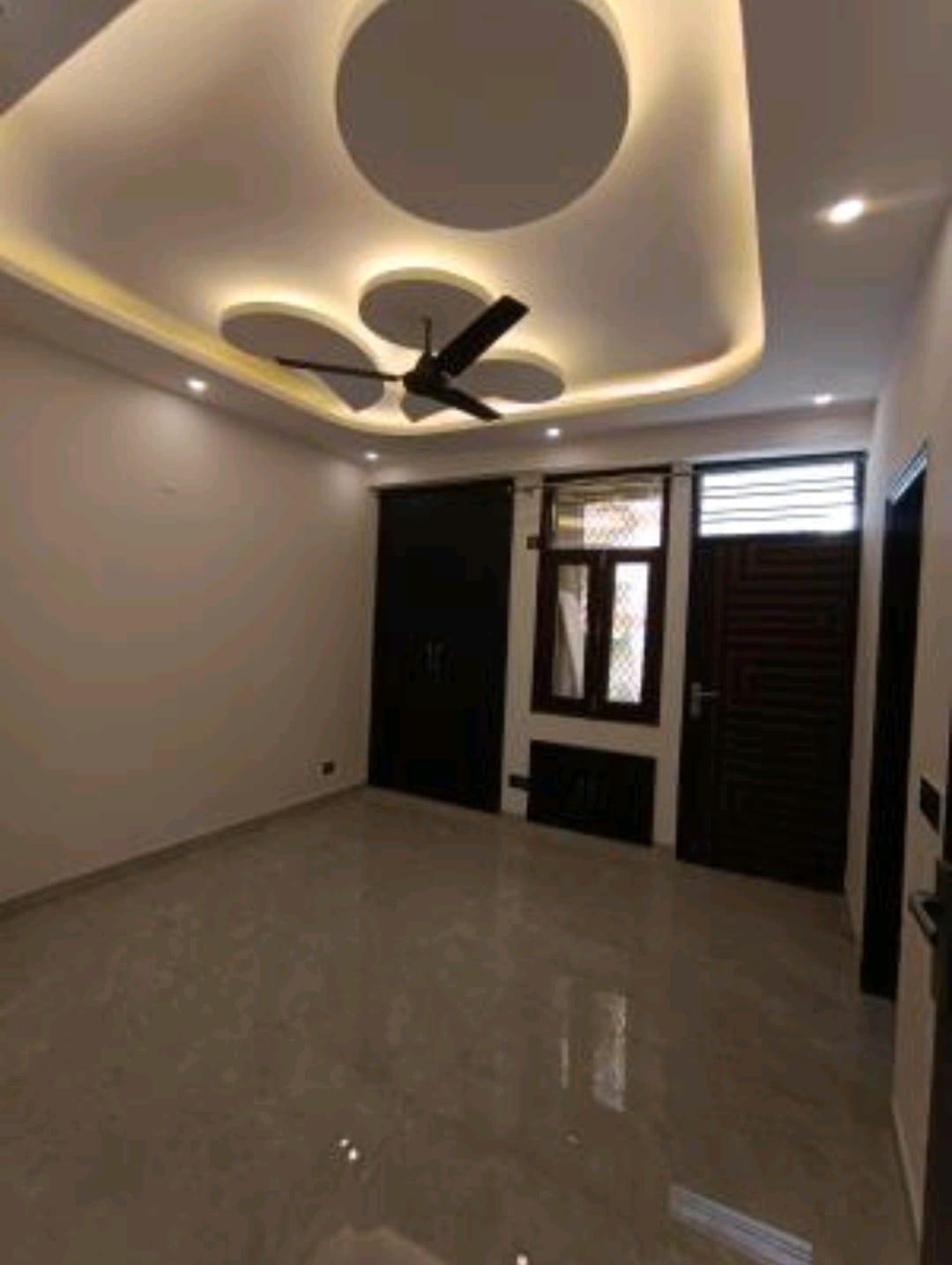 4 BHK Apartment in Shivlok apartment sector 6 dwarka delhi - View 2