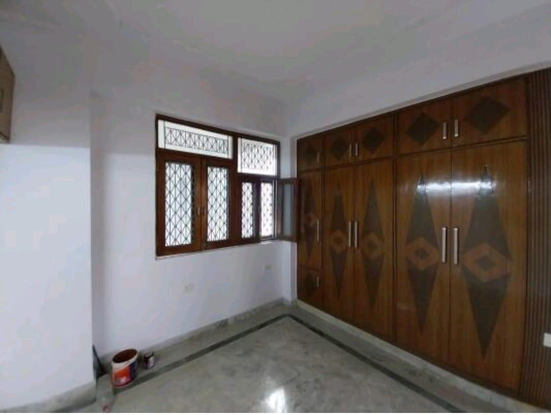 3 BHK Apartment in Veg sanchar vihar apartment sector 6 dwarka delhi
