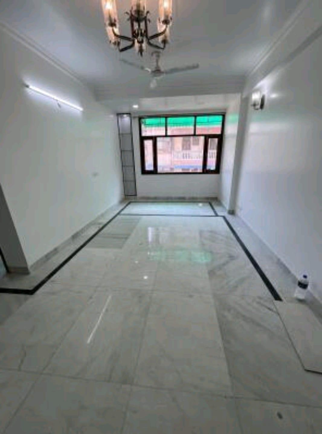 4 BHK Apartment in Mayank apartment sector 6 dwarka delhi - View 2