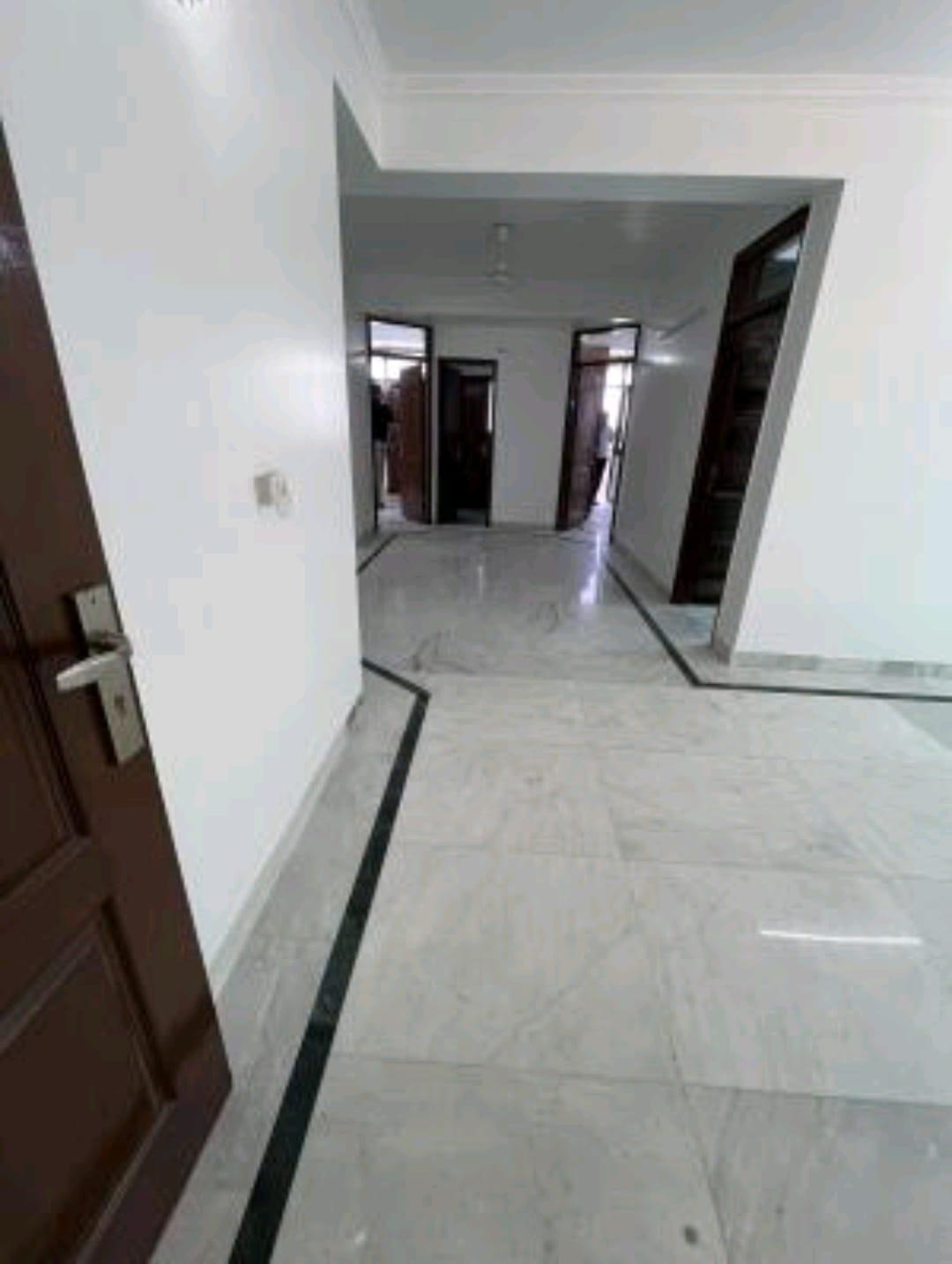4 BHK Apartment in Mayank apartment sector 6 dwarka delhi