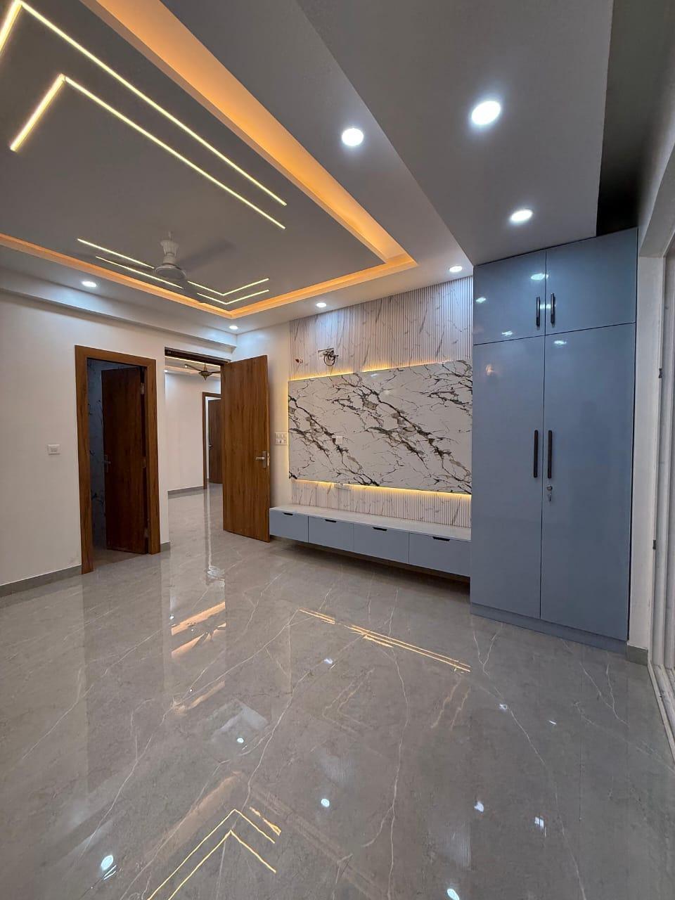 2 BHK Apartment in Je And Vee Shree Gopaldham Mahavir Nagar, Kandivali West - View 3