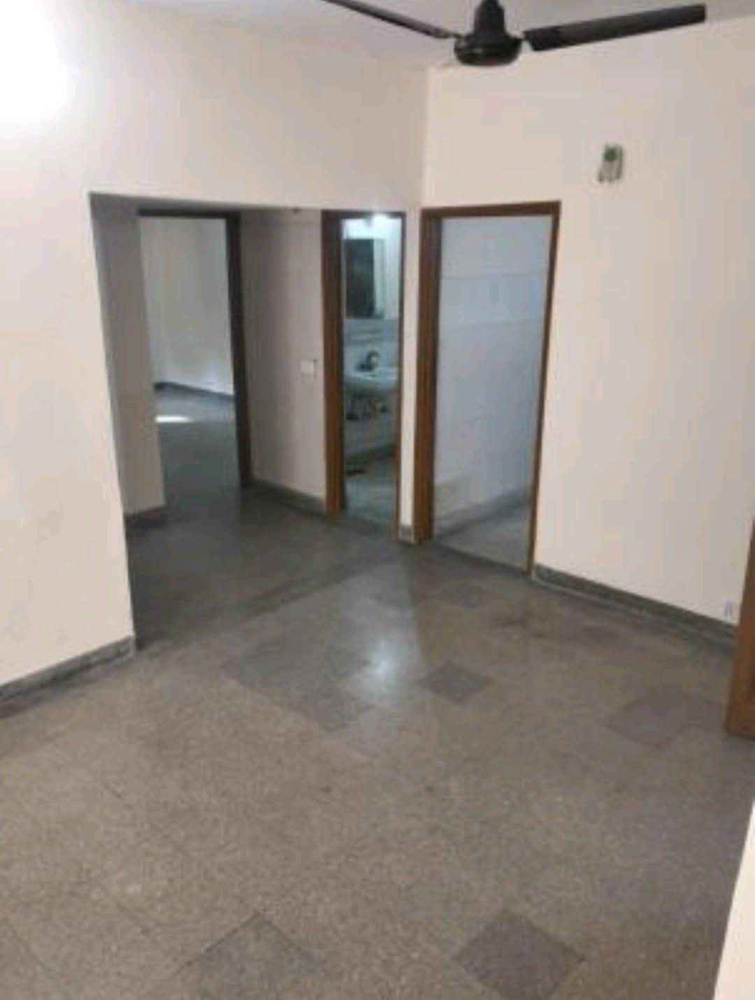 2 BHK Apartment in Daffodils apartment sector 6 dwarka delhi - View 2