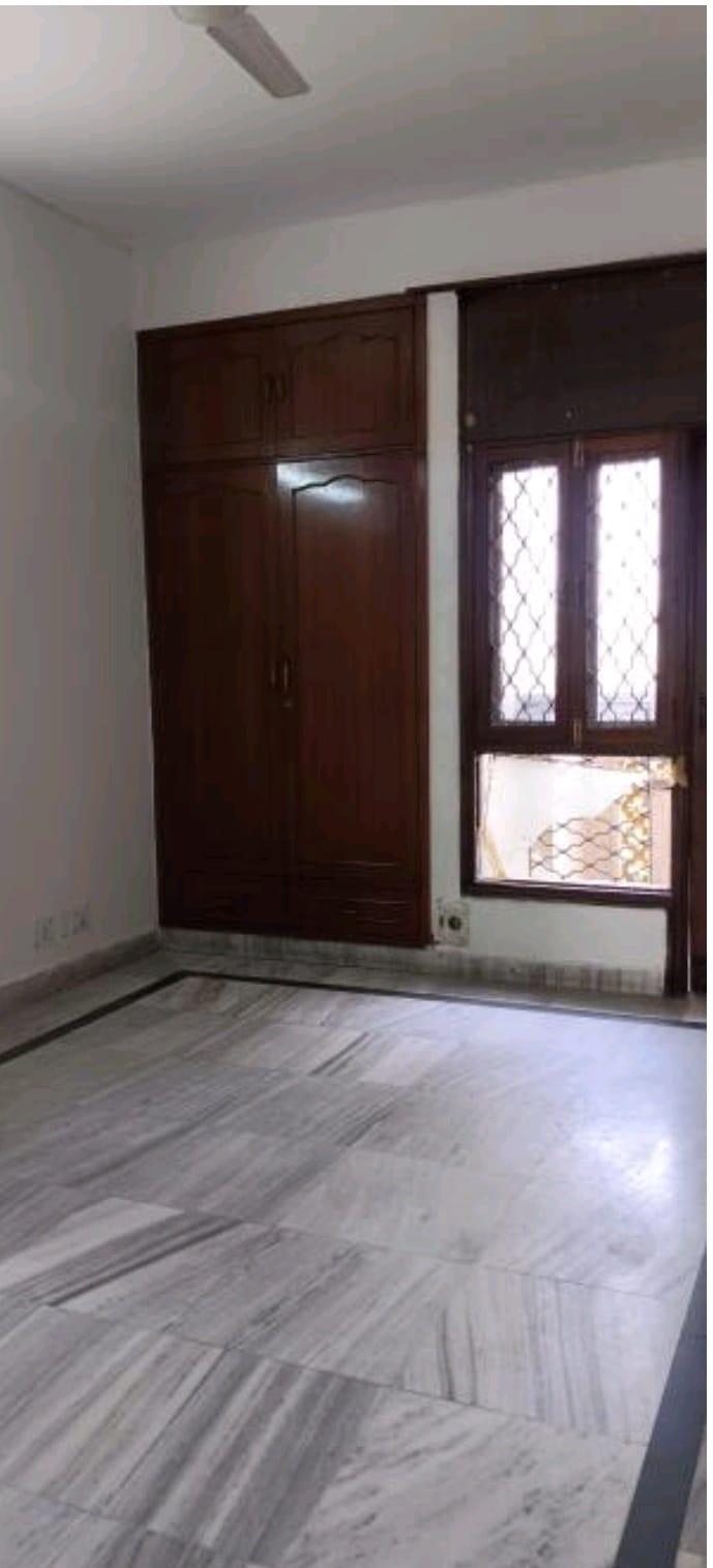 4 BHK Apartment in Skylark apartment sector 6 dwarka delhi - View 2