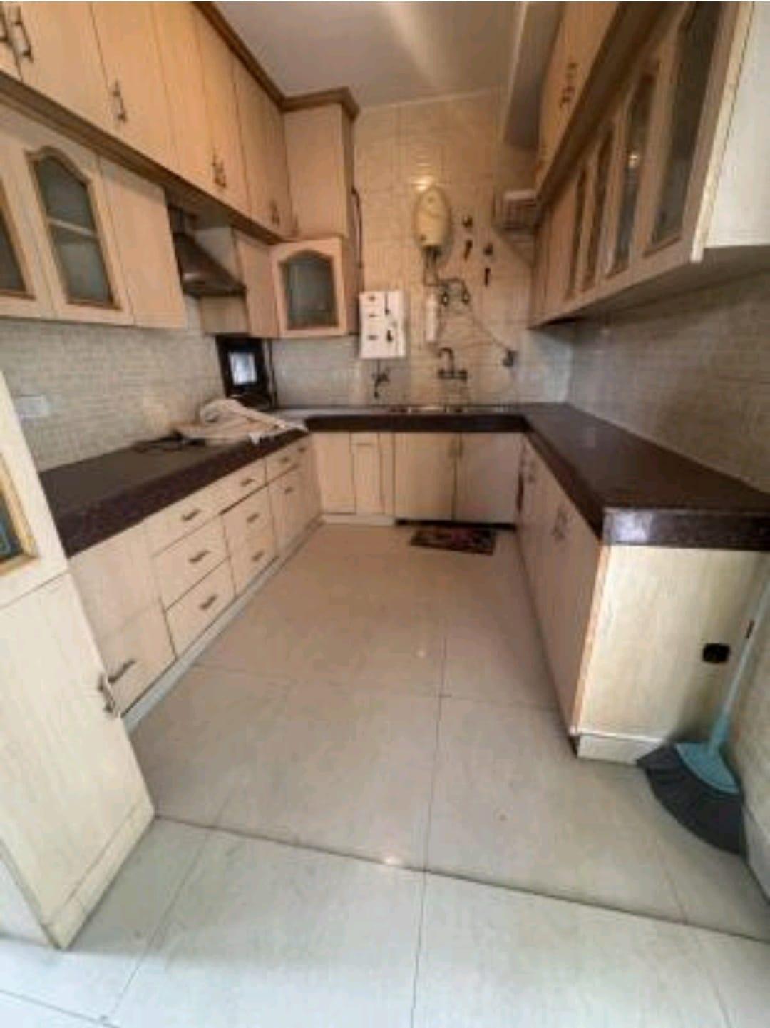 3 BHK Apartment in Vrindavan apartment sector 6 dwarka delhi - View 2