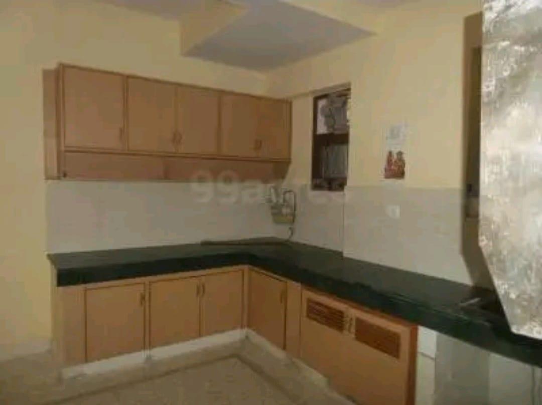 4 BHK Apartment in Guru apartment sector 6 dwarka delhi