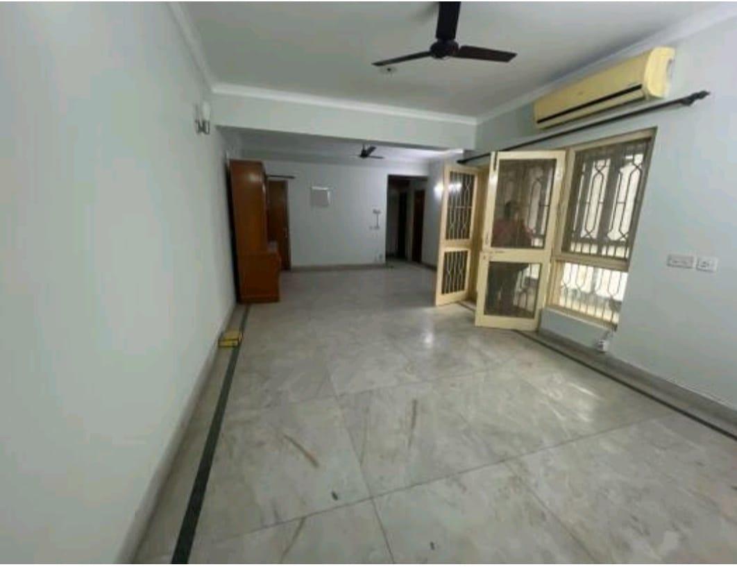 3 BHK Apartment in Katyayani apartment sector 6 dwarka delhi - View 2