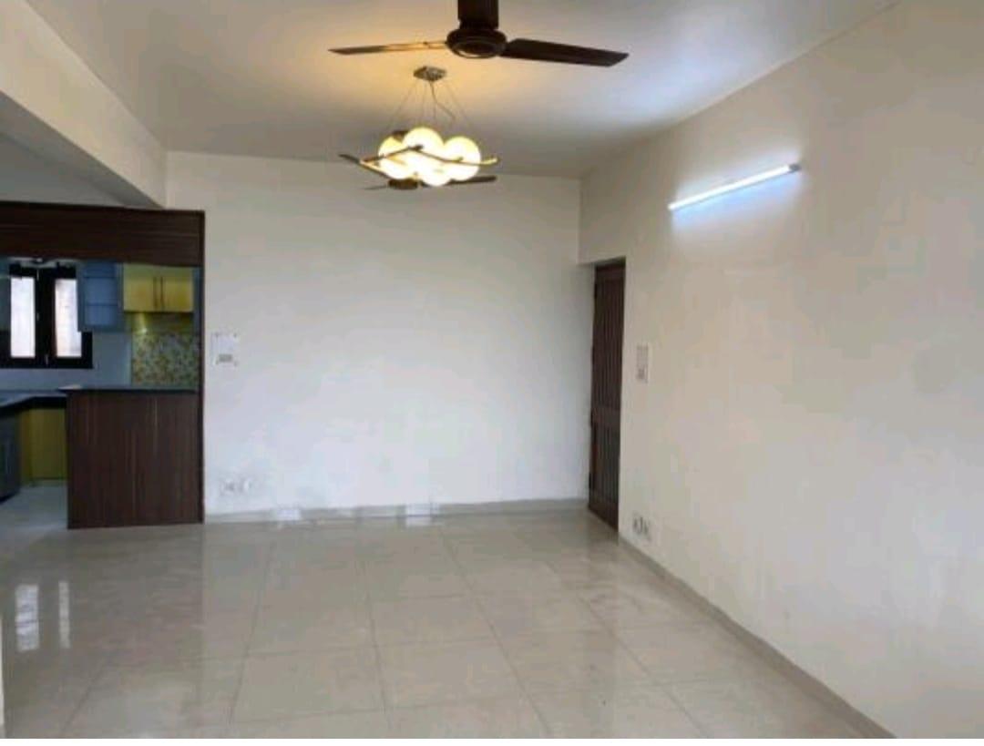 3 BHK Apartment in Sahara apartment sector 6 dwarka delhi - View 2