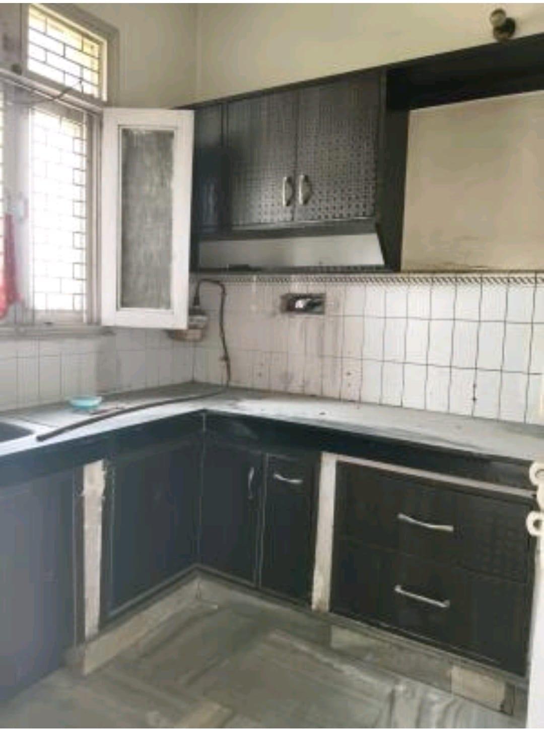 3 BHK Apartment in Vasundhra apartment sector 6 dwarka delhi