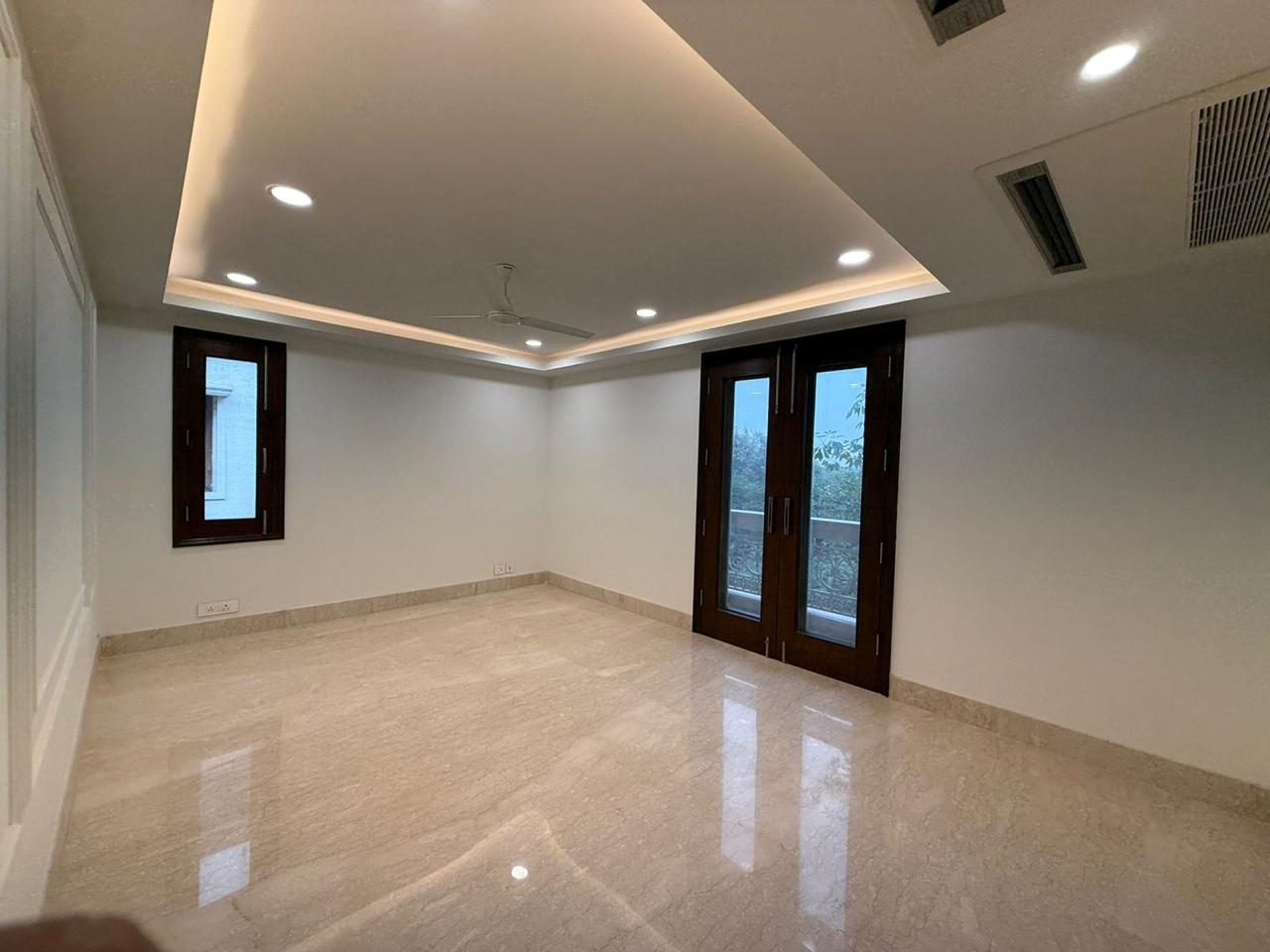 5 BHK Apartment in Limited Edition Om Nandanvan Mulund West, Mumbai photo 7