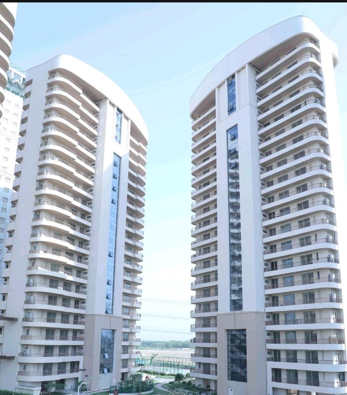 3 BHK Apartment in Chintels serenity sector 109 gurgraon photo 1