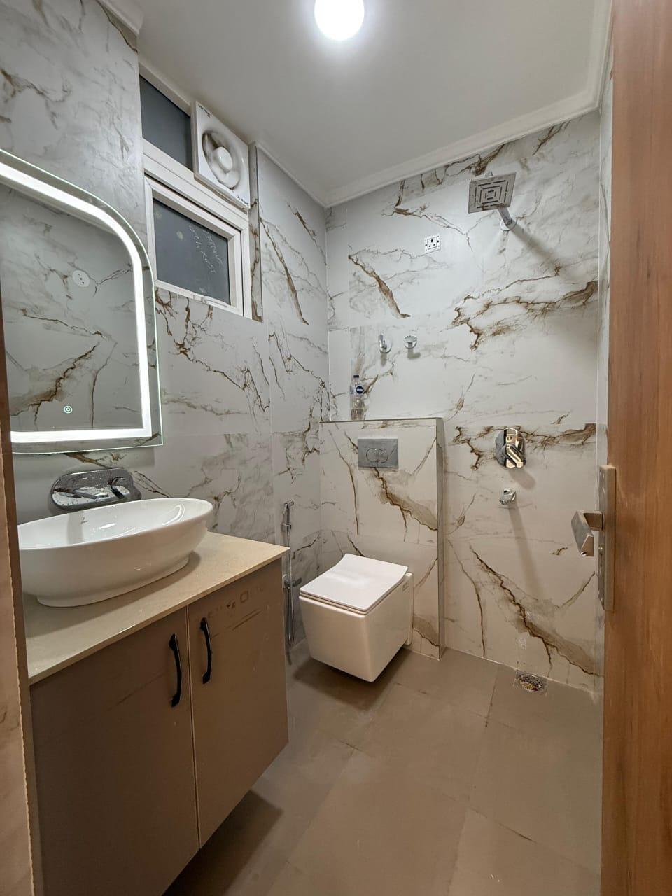 2 BHK Apartment in Metro Saraswati Square Mulund West, Mumbai photo 6