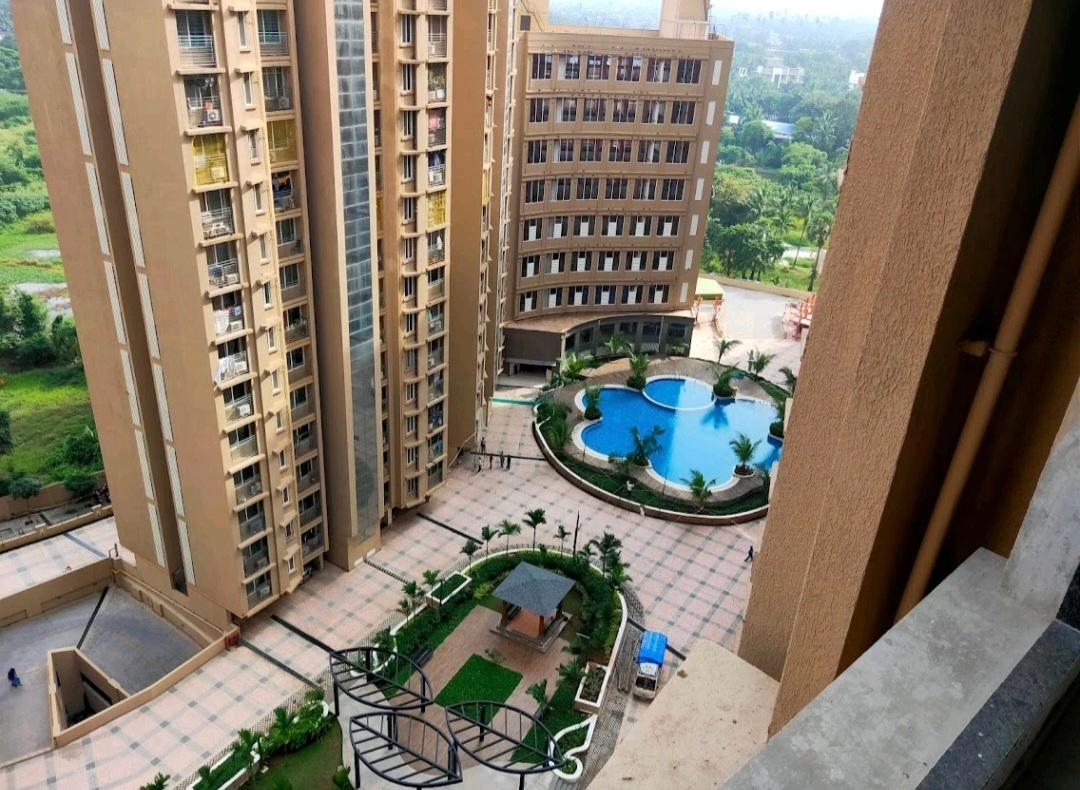 3 BHK Apartment in Multi Skylark Heights Borivali West, Mumbai photo 1