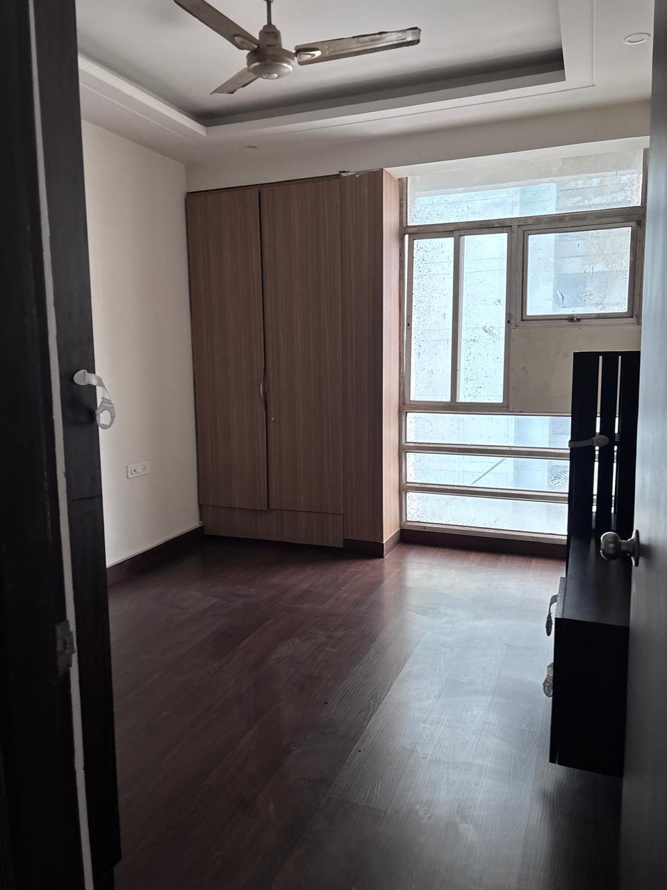 3 BHK Apartment in Mindset Aum Laxmi Kusum Mulund, Mumbai photo 4